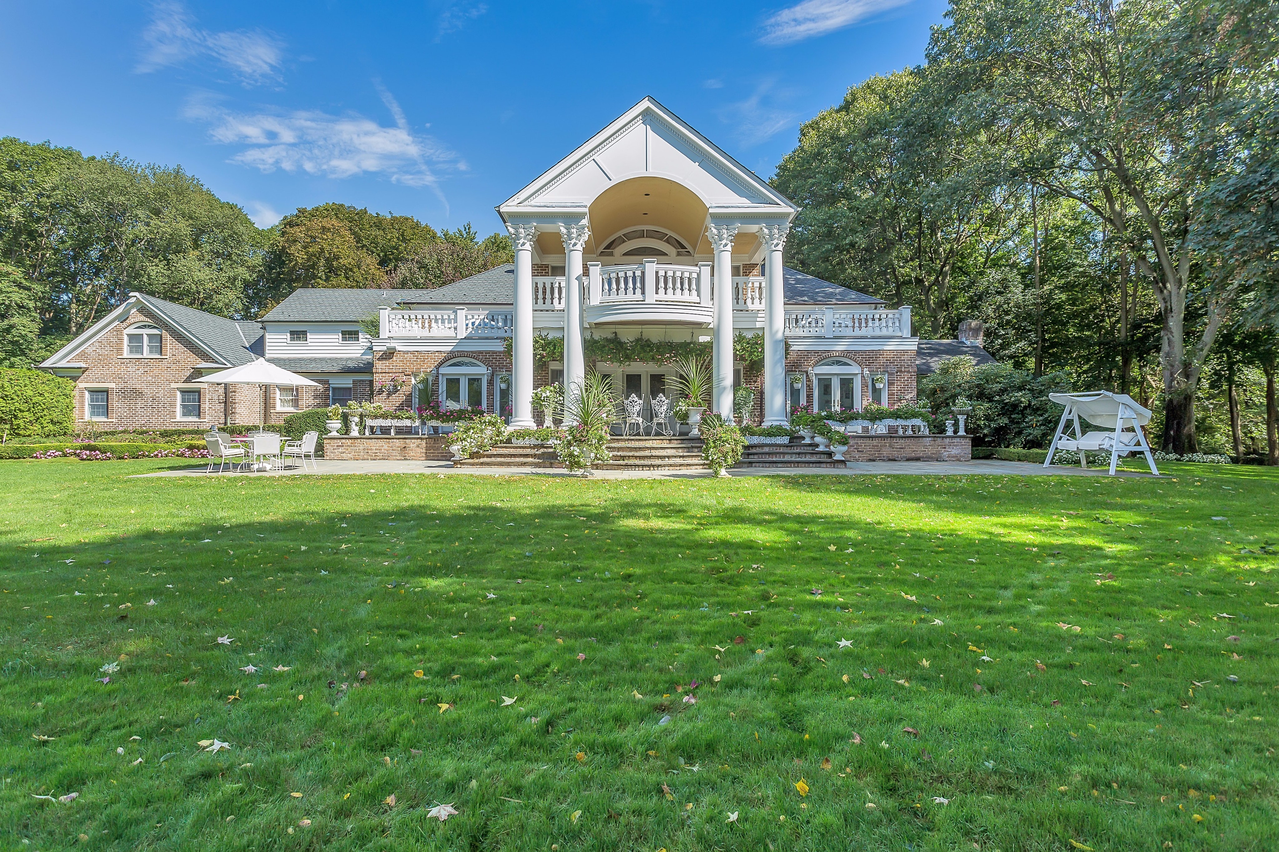 Just Listed!  “Lands End” Brick Colonial in Lattingtown