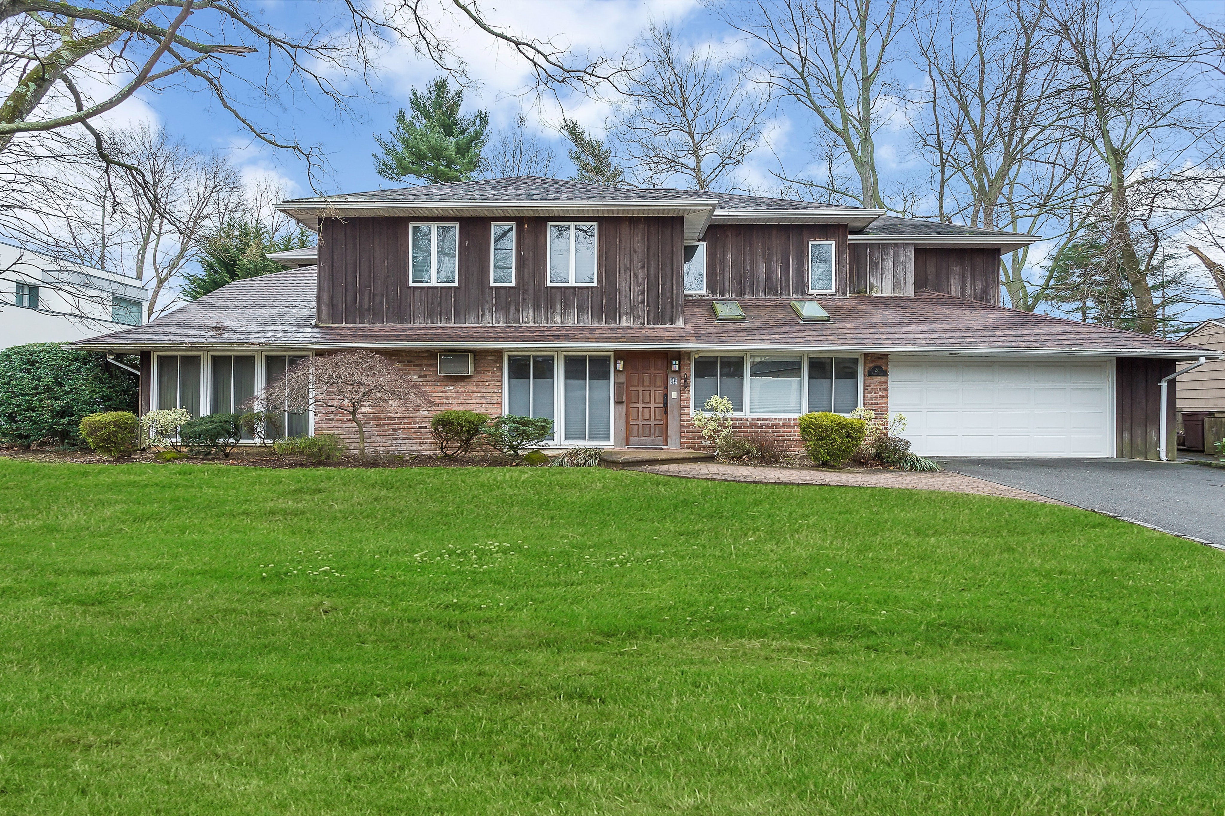 Just Listed!  Beautiful Brick Colonial in Roslyn Country Club