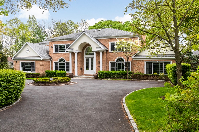 Just Listed!  Exquisite Brick Colonial Located In Kings Point